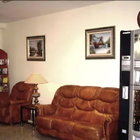 Hostal Moncloa-3